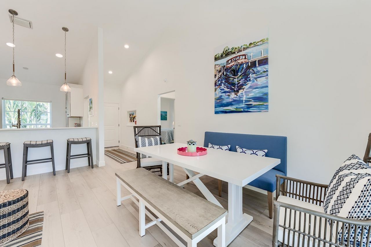 2612 Coconut Dr, Sanibel, FL 33957 Photo