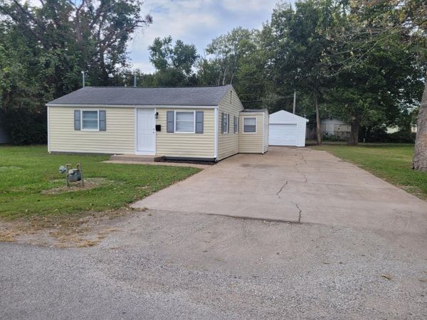 1821 C Street NE, Miami, OK 74354