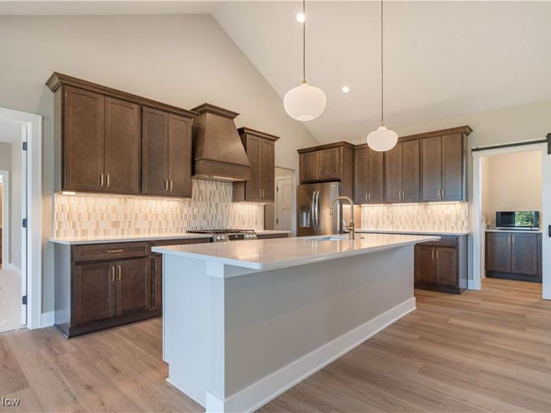 525 Gentlebrook Boulevard SW, Hartville, OH 44632 Photo 16