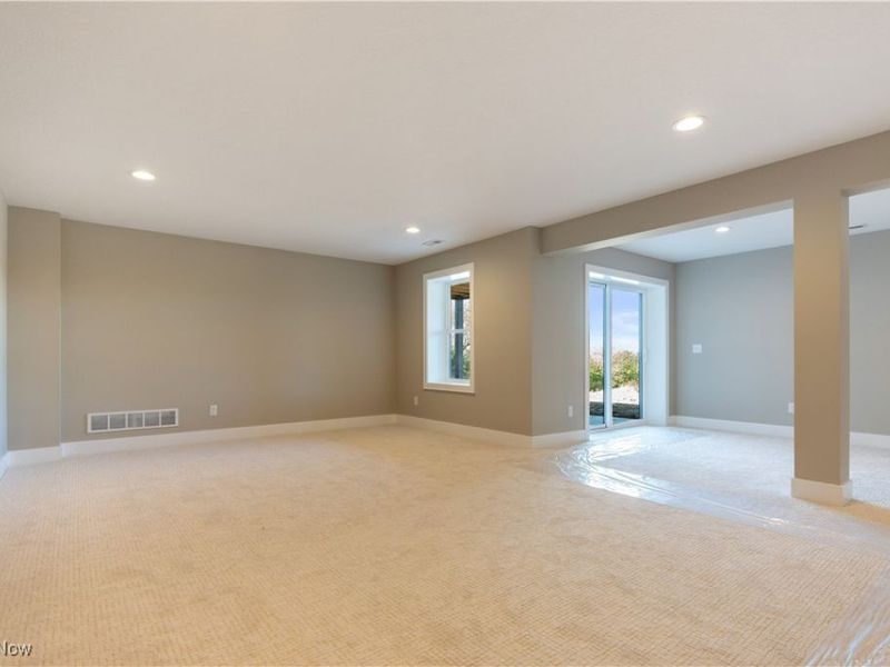 525 Gentlebrook Boulevard SW, Hartville, OH 44632 Photo 35