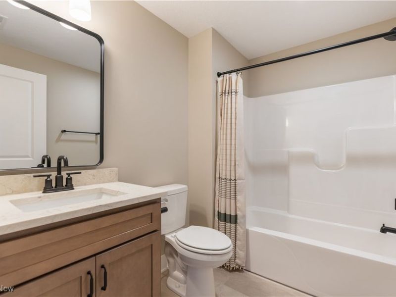 525 Gentlebrook Boulevard SW, Hartville, OH 44632 Photo 40