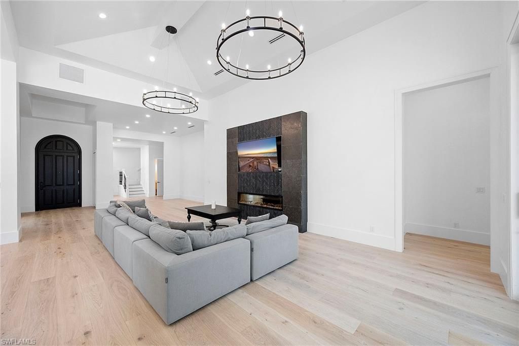 2749 Medallist Ln, Naples, FL 34109 Photo