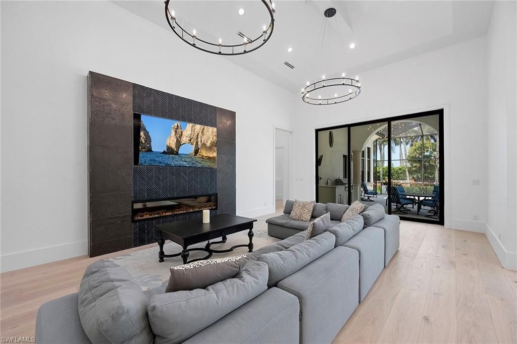 2749 Medallist Ln, Naples, FL 34109 Photo