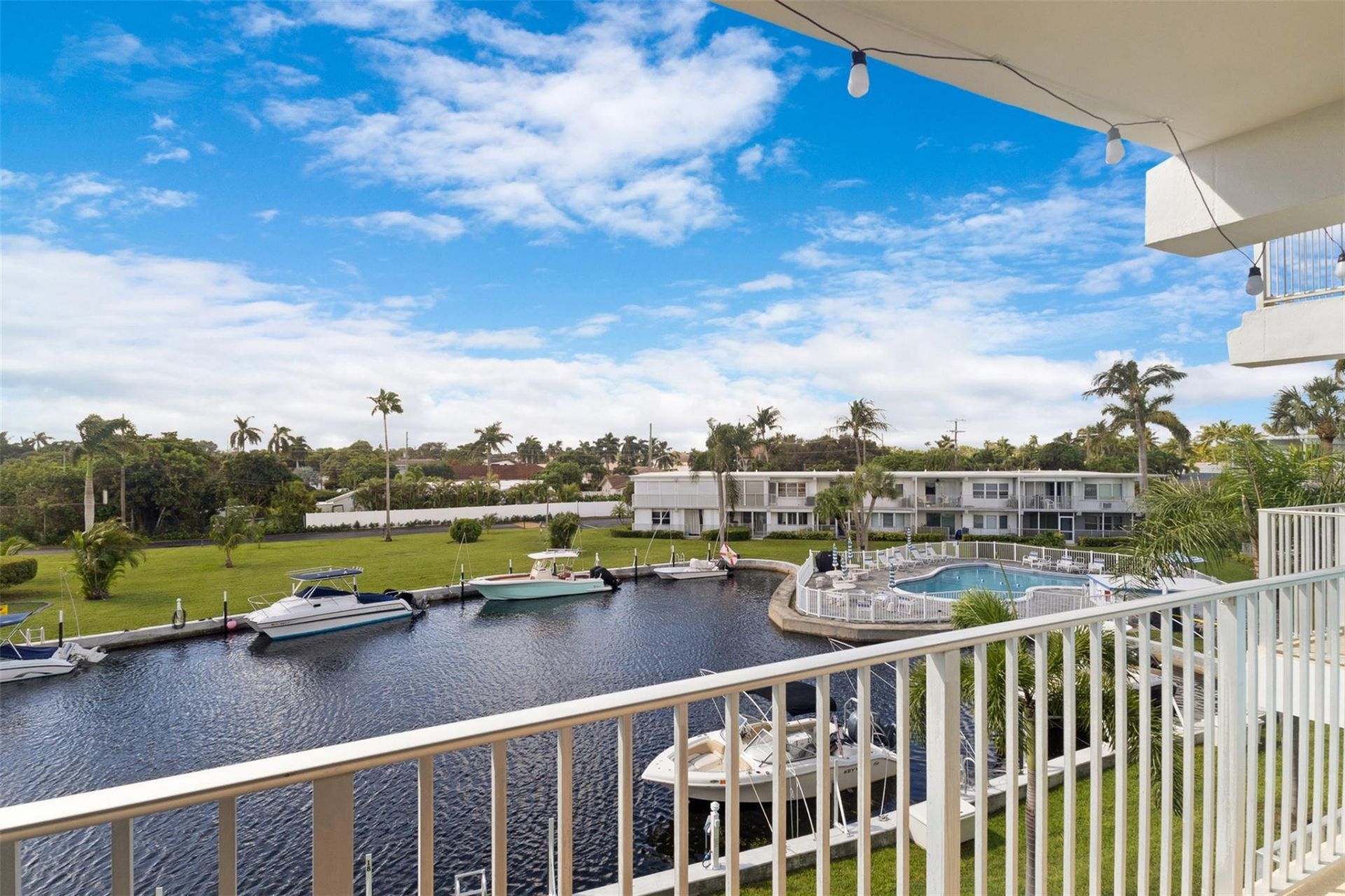 1501 SE 15th Court, Unit 303, Deerfield Beach, FL 33441 Photo