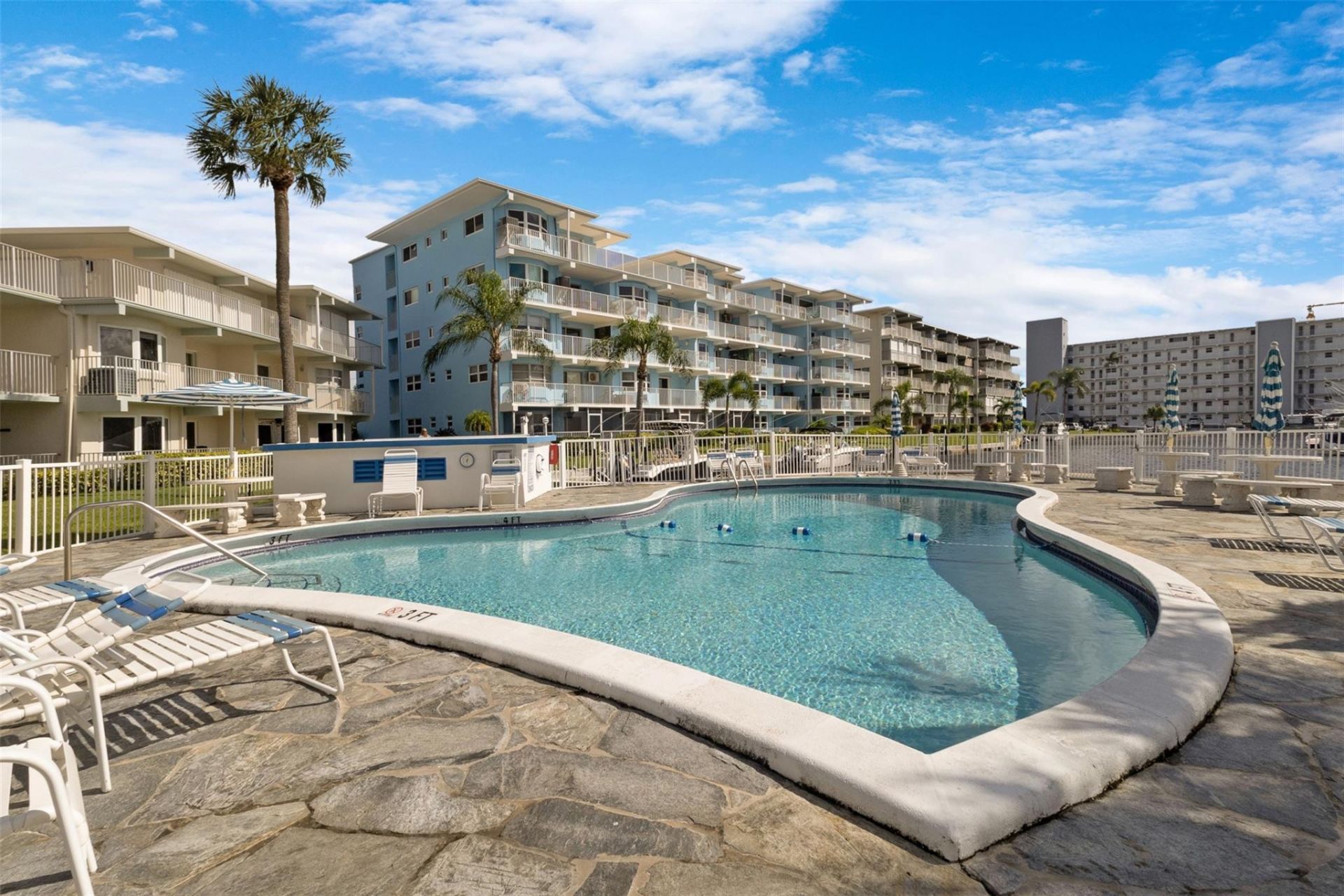 1501 SE 15th Court, Unit 303, Deerfield Beach, FL 33441 Photo