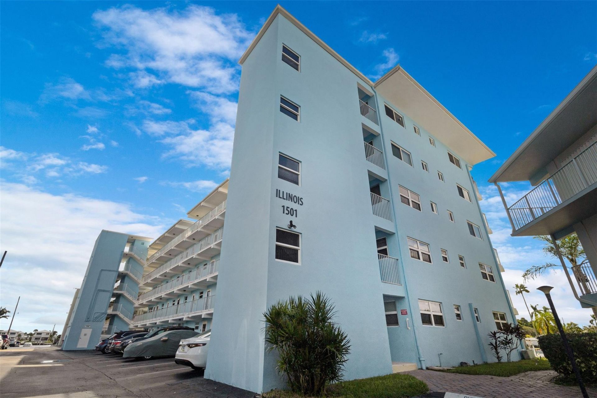 1501 SE 15th Court, Unit 303, Deerfield Beach, FL 33441 Photo