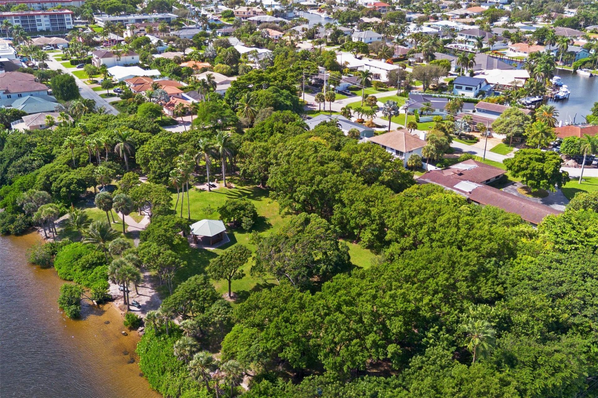 1501 SE 15th Court, Unit 303, Deerfield Beach, FL 33441 Photo