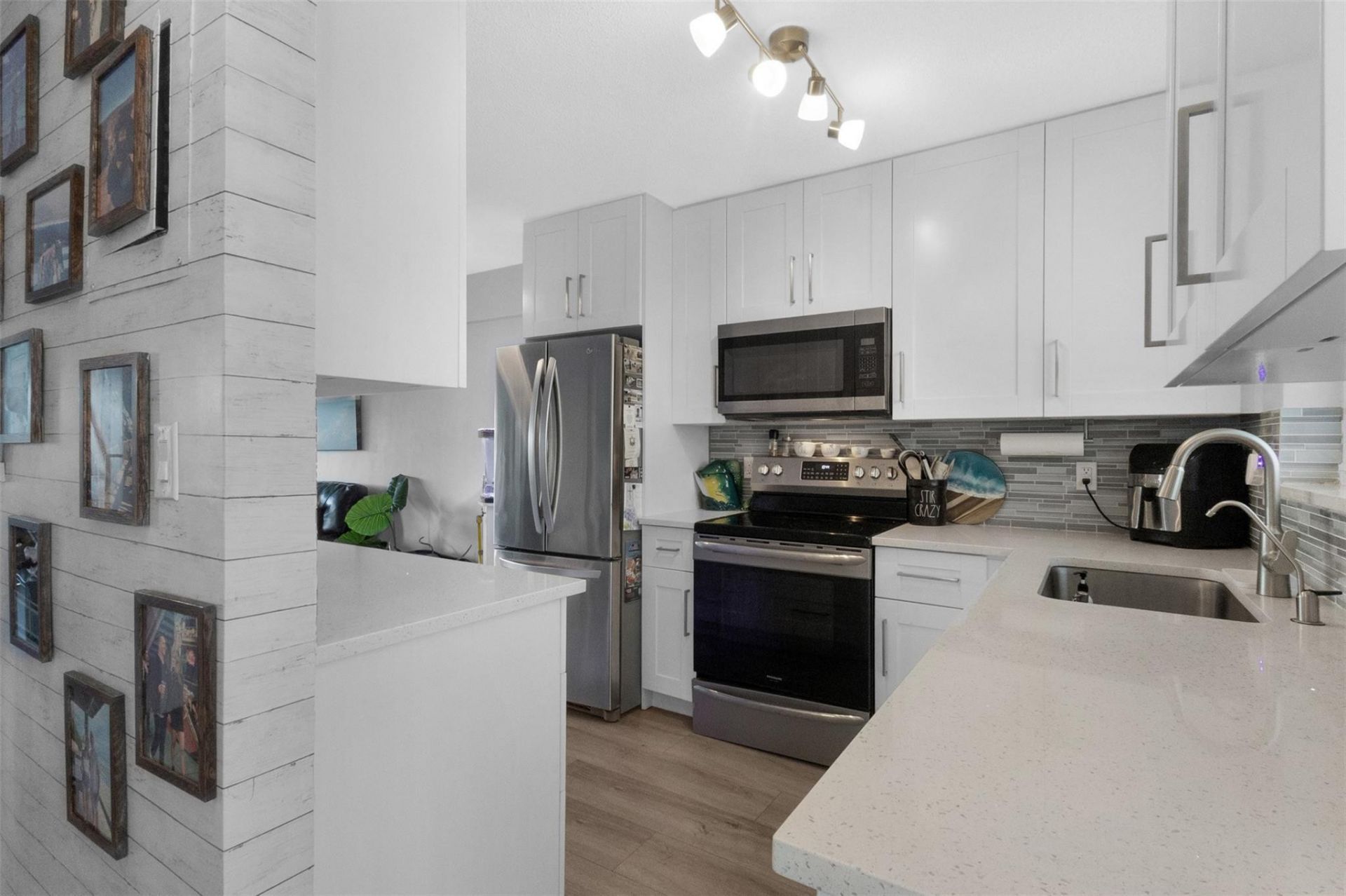 1501 SE 15th Court, Unit 303, Deerfield Beach, FL 33441 Photo