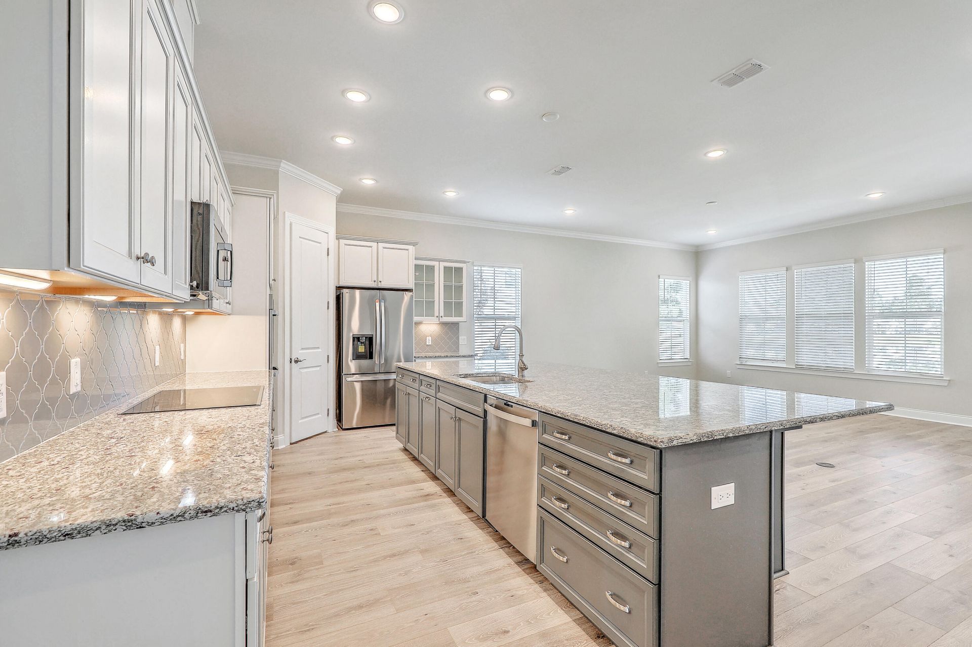 662 Marsh Cove Circle Photo 10