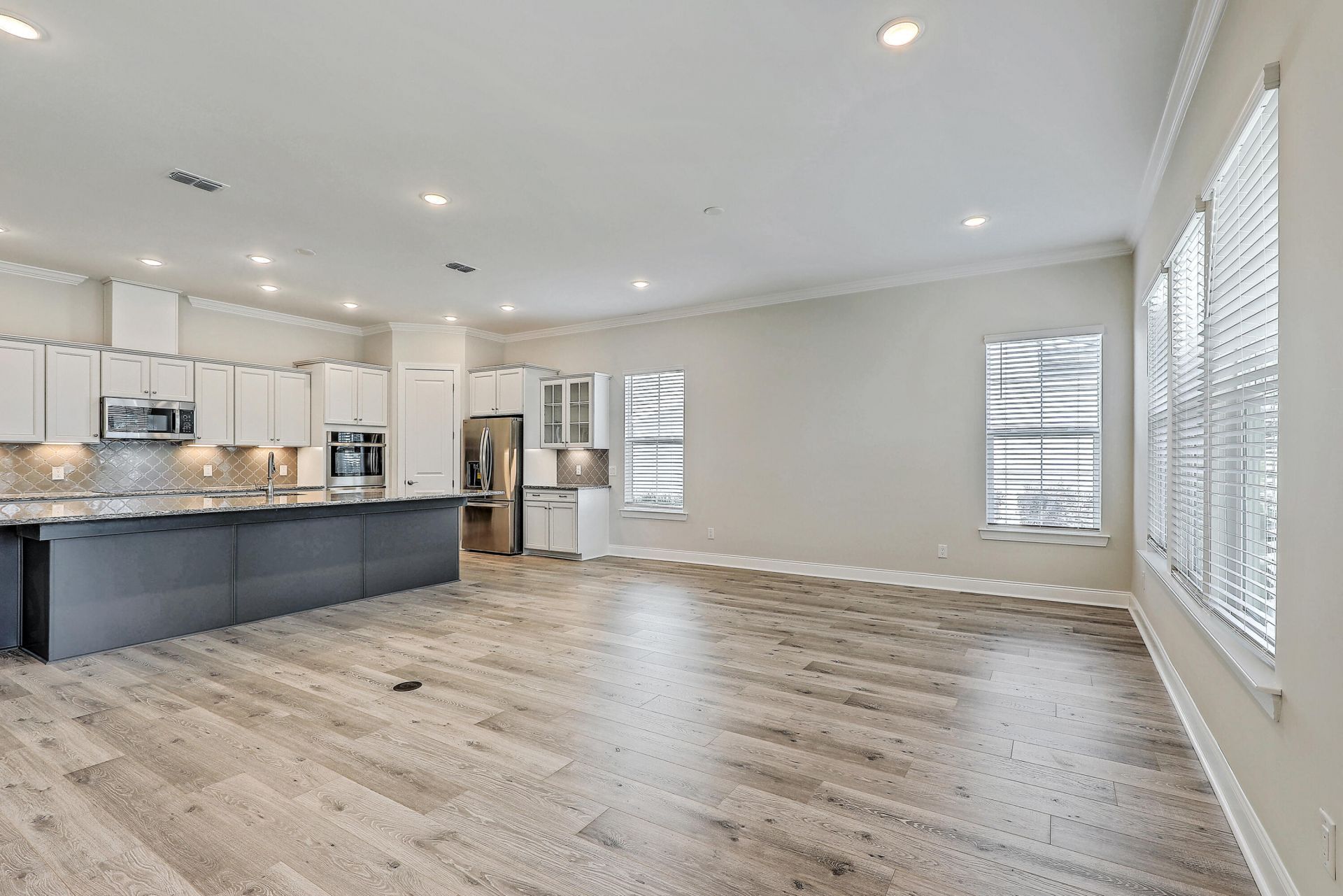 662 Marsh Cove Circle Photo 16