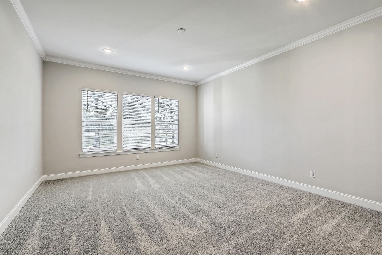 662 Marsh Cove Circle Photo 18