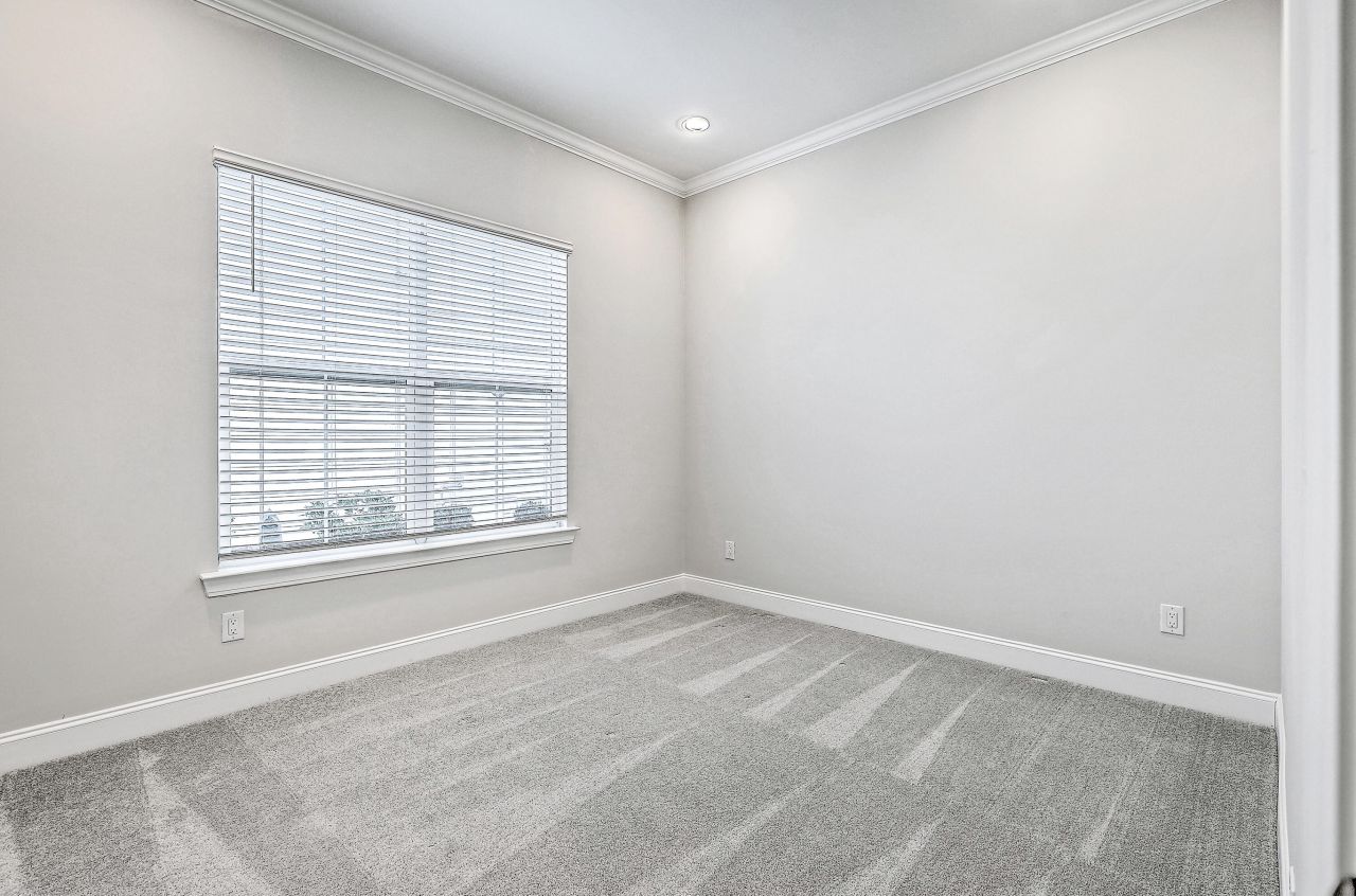 662 Marsh Cove Circle Photo 25