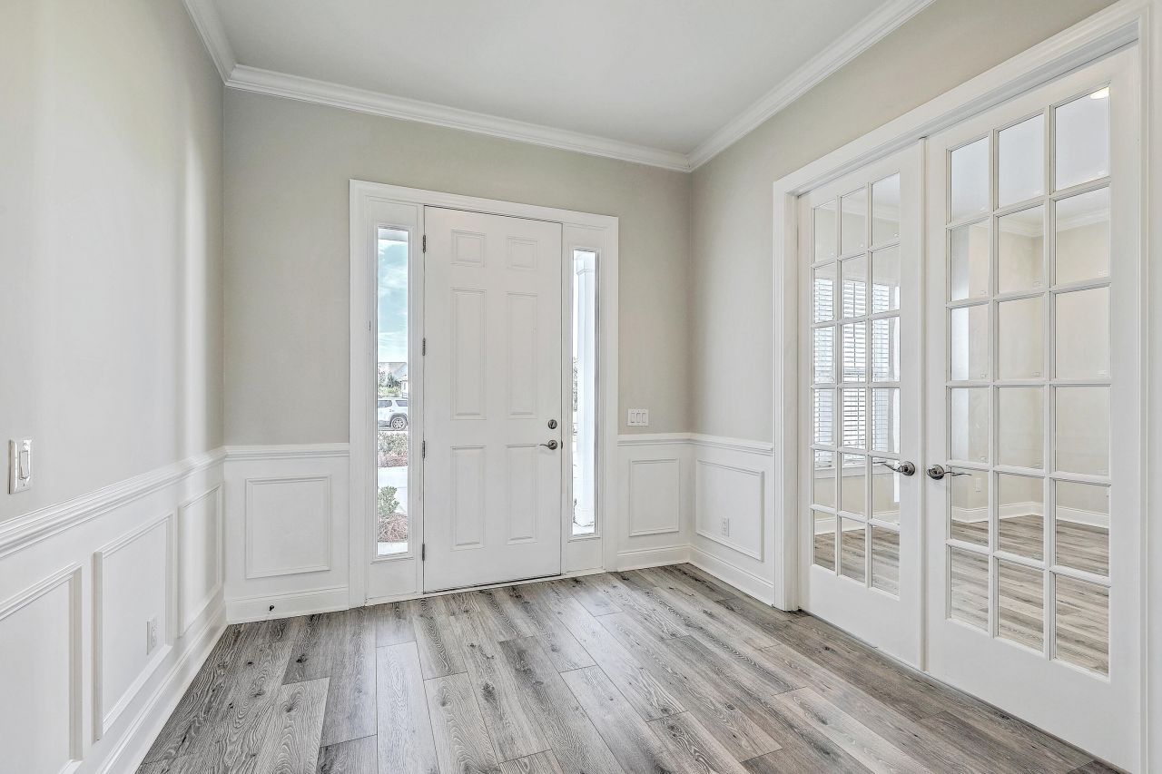 662 Marsh Cove Circle Photo 4