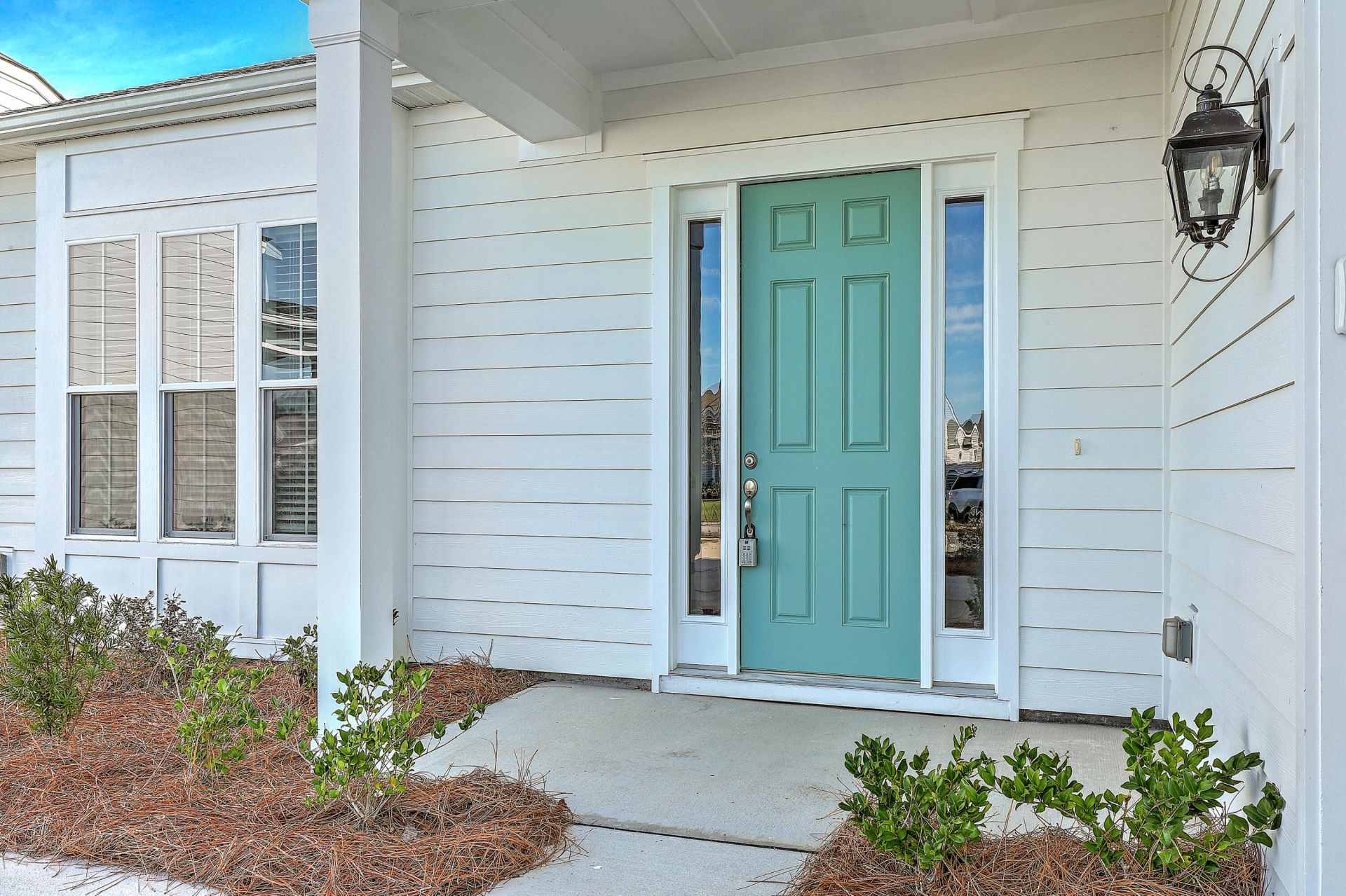 662 Marsh Cove Circle Photo 4