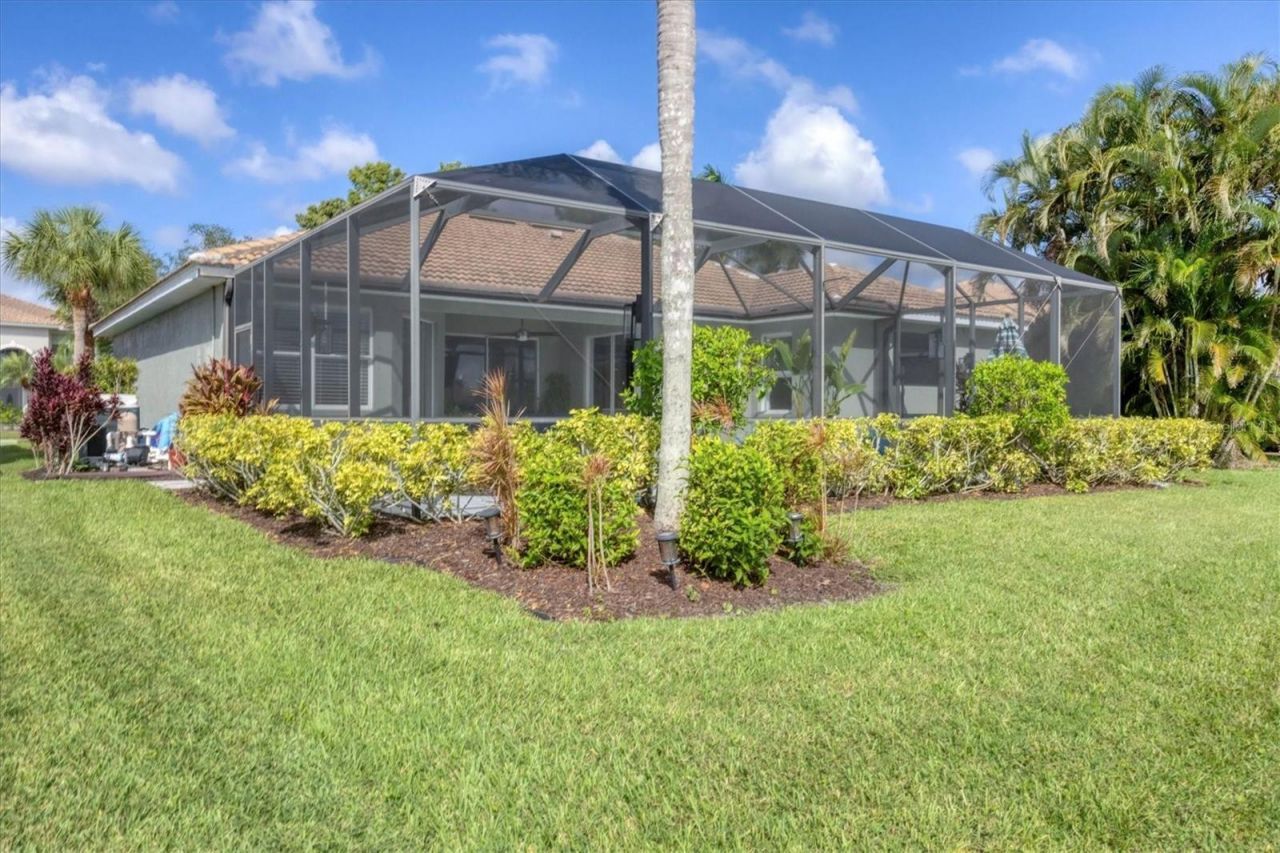 303 Heritage Isles Way, Bradenton, FL 34212 Photo