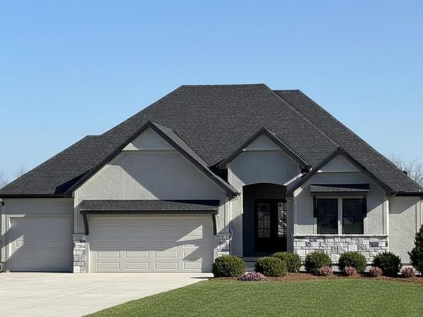 8989 Freedom Street, Lenexa, KS 66227