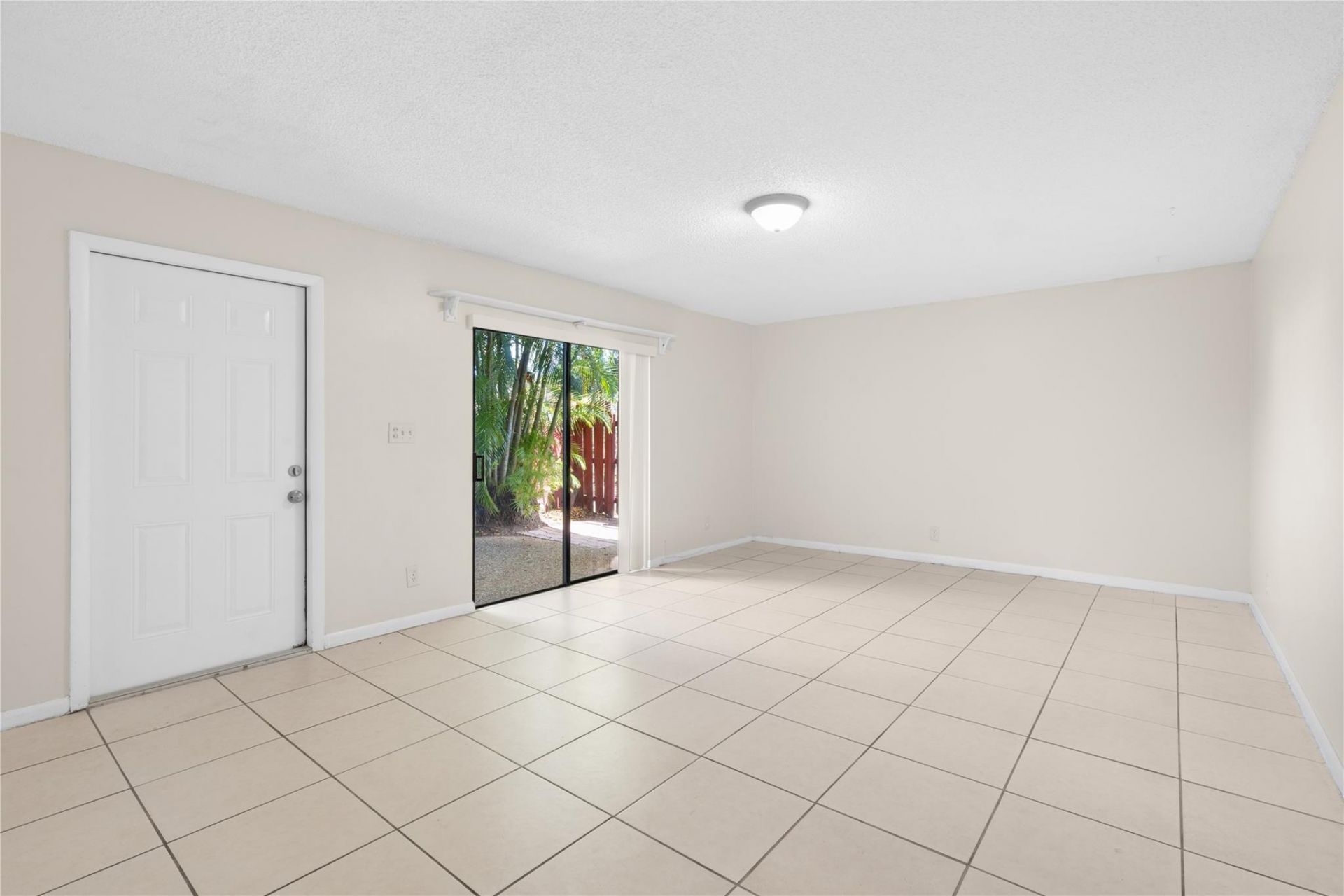 5822 Swordfish Court, Unit A, Tamarac, FL 33319 Photo