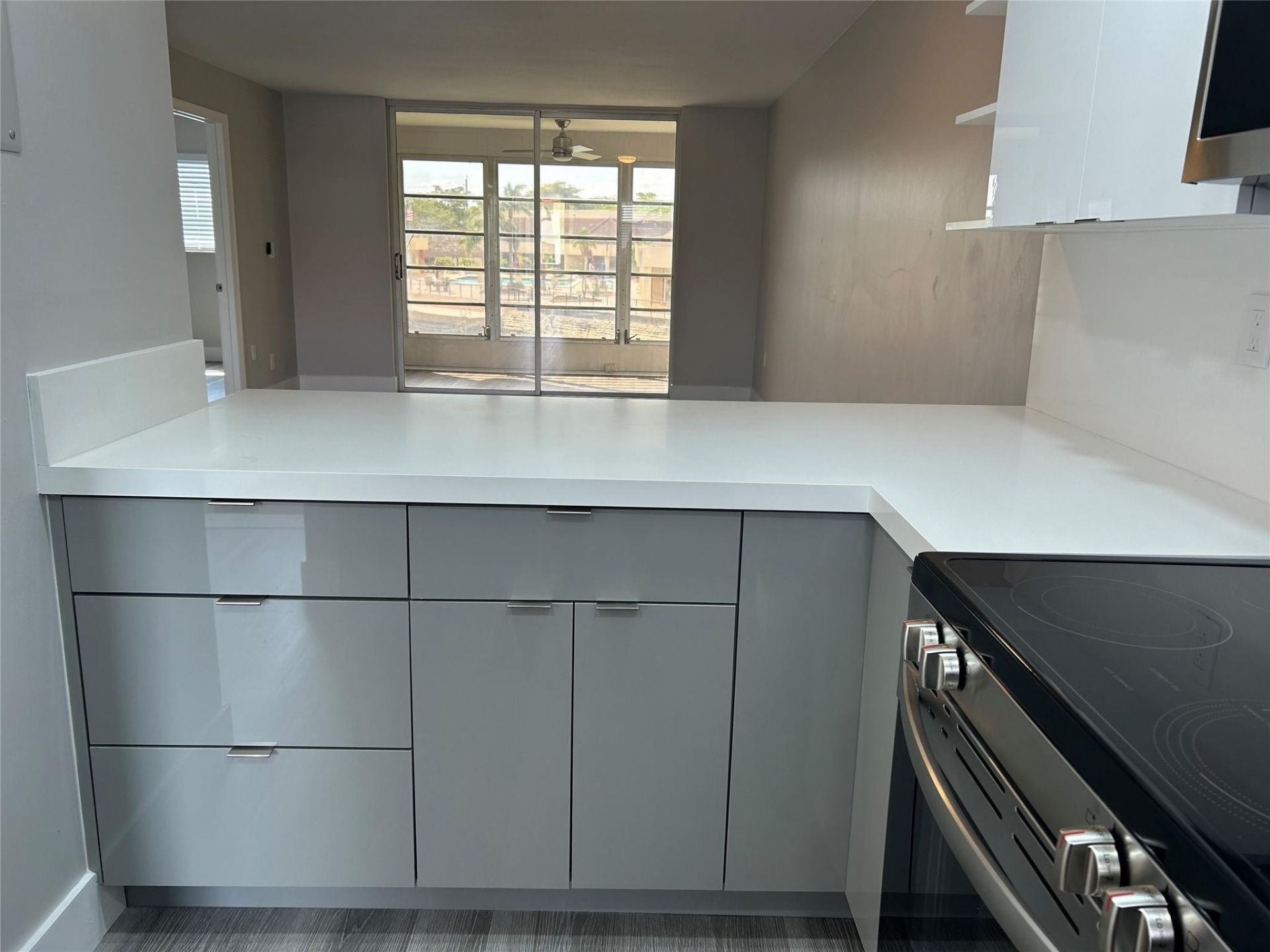 8080 N Sunrise Lakes Drive, Unit 209, Fort Lauderdale, FL 33322 Photo