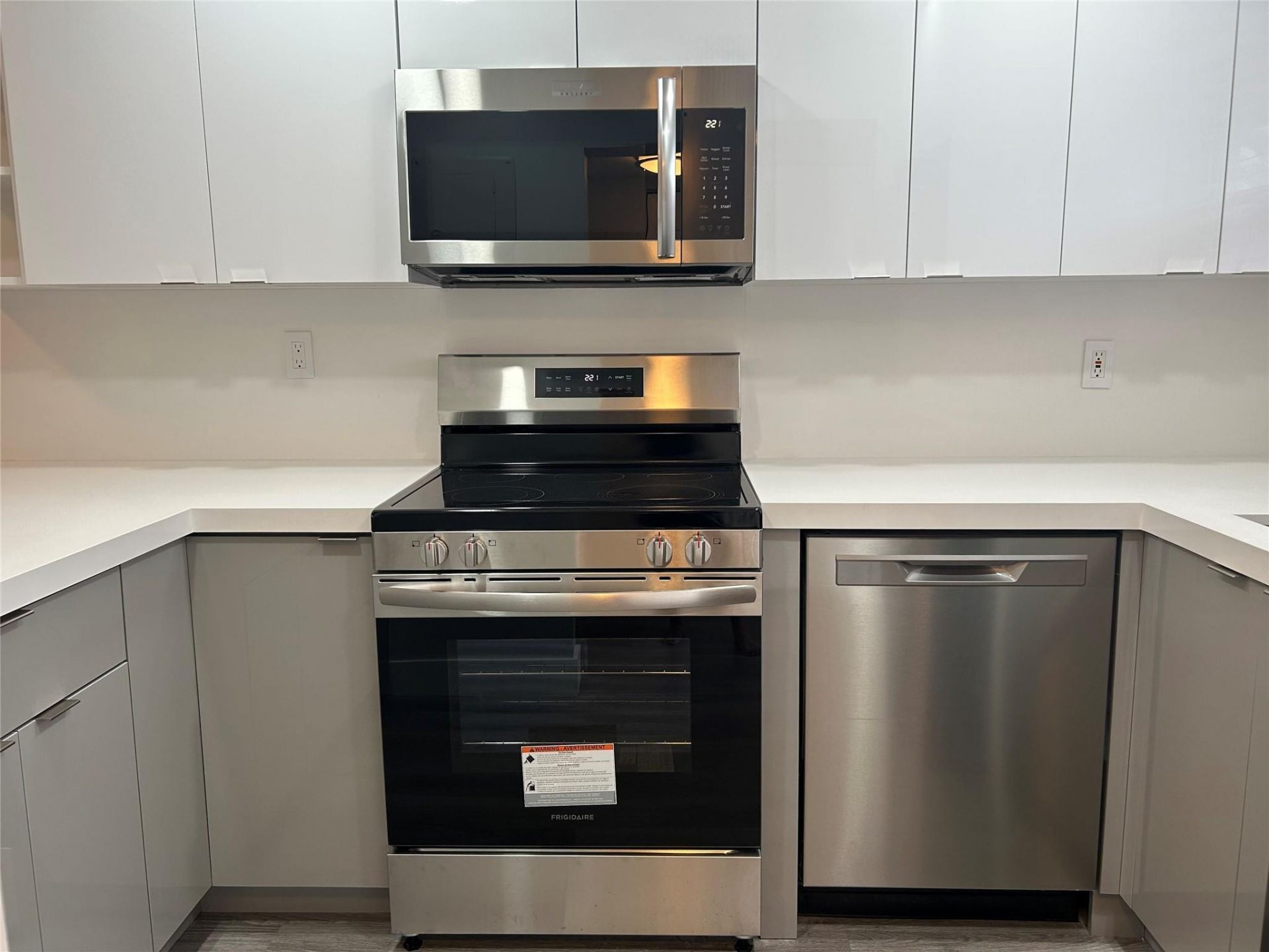 8080 N Sunrise Lakes Drive, Unit 209, Fort Lauderdale, FL 33322 Photo