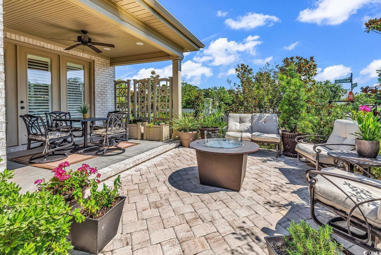 8488 Cape Dutch Loop Photo 18