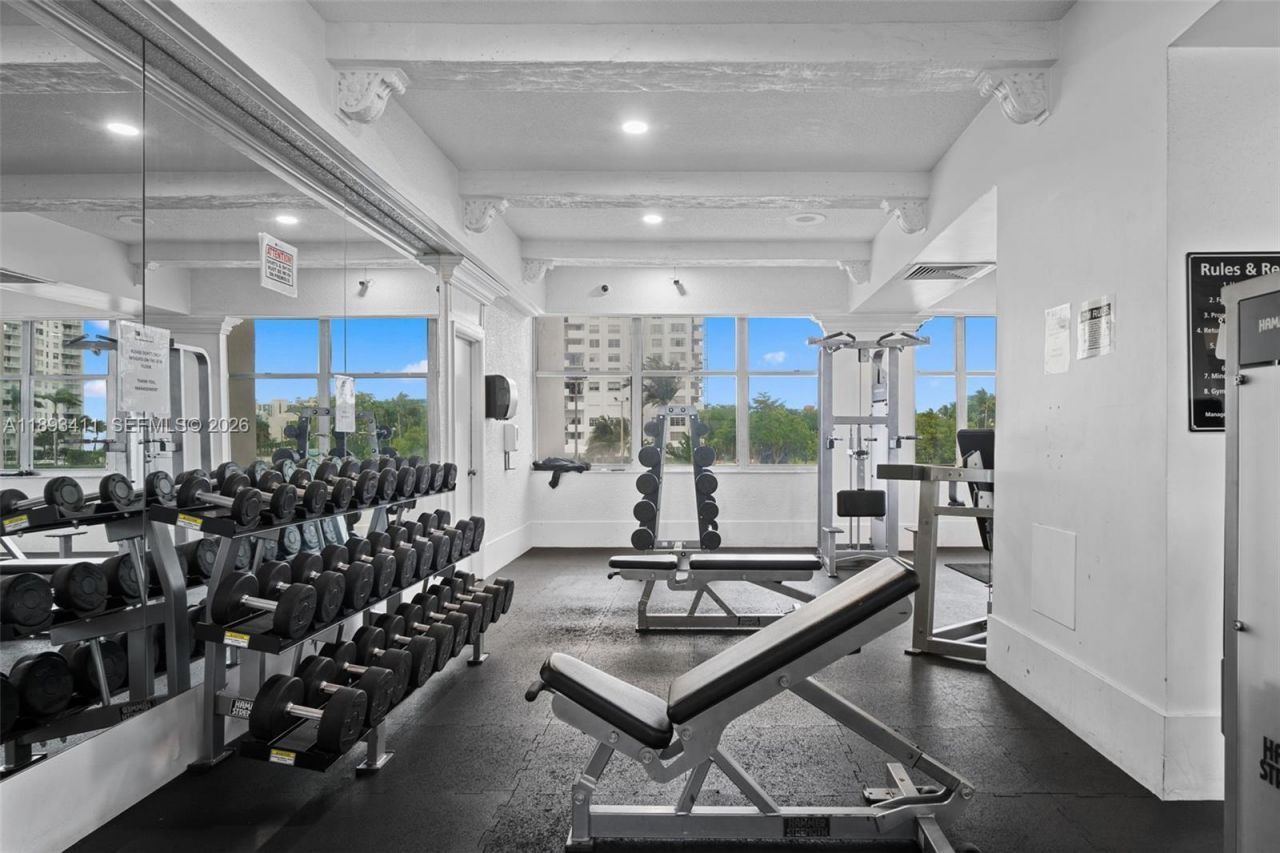 18011 Biscayne Blvd, Unit 902, Aventura, FL 33160 Photo