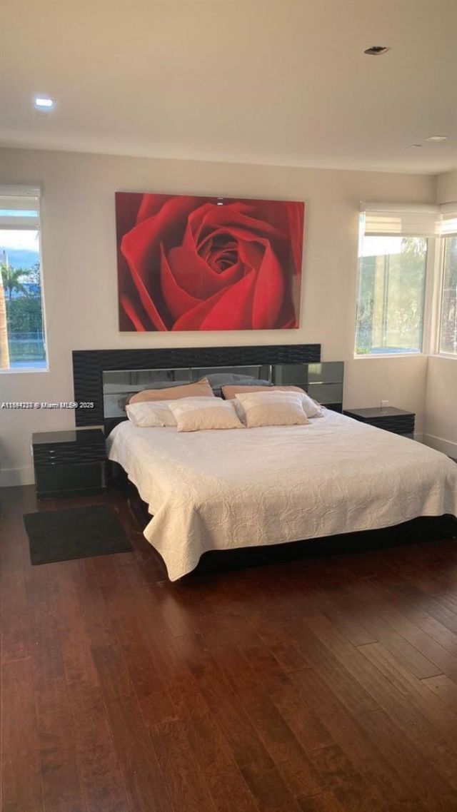 9880 NW 74th Ter, Doral, FL 33178 Photo