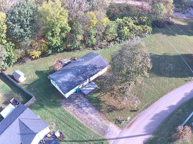 152 Lincoln Drive, Newark, OH 43055 Photo 2