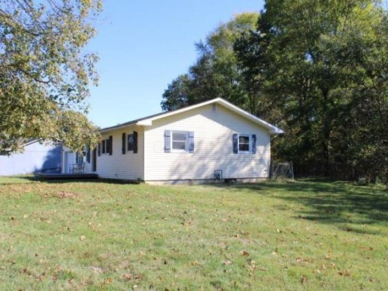 152 Lincoln Drive, Newark, OH 43055 Photo 5