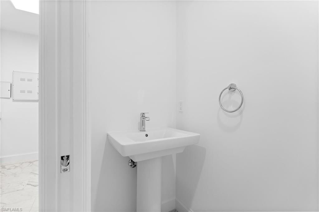 1125 Central Ave, Unit 566, Naples, FL 34102 Photo