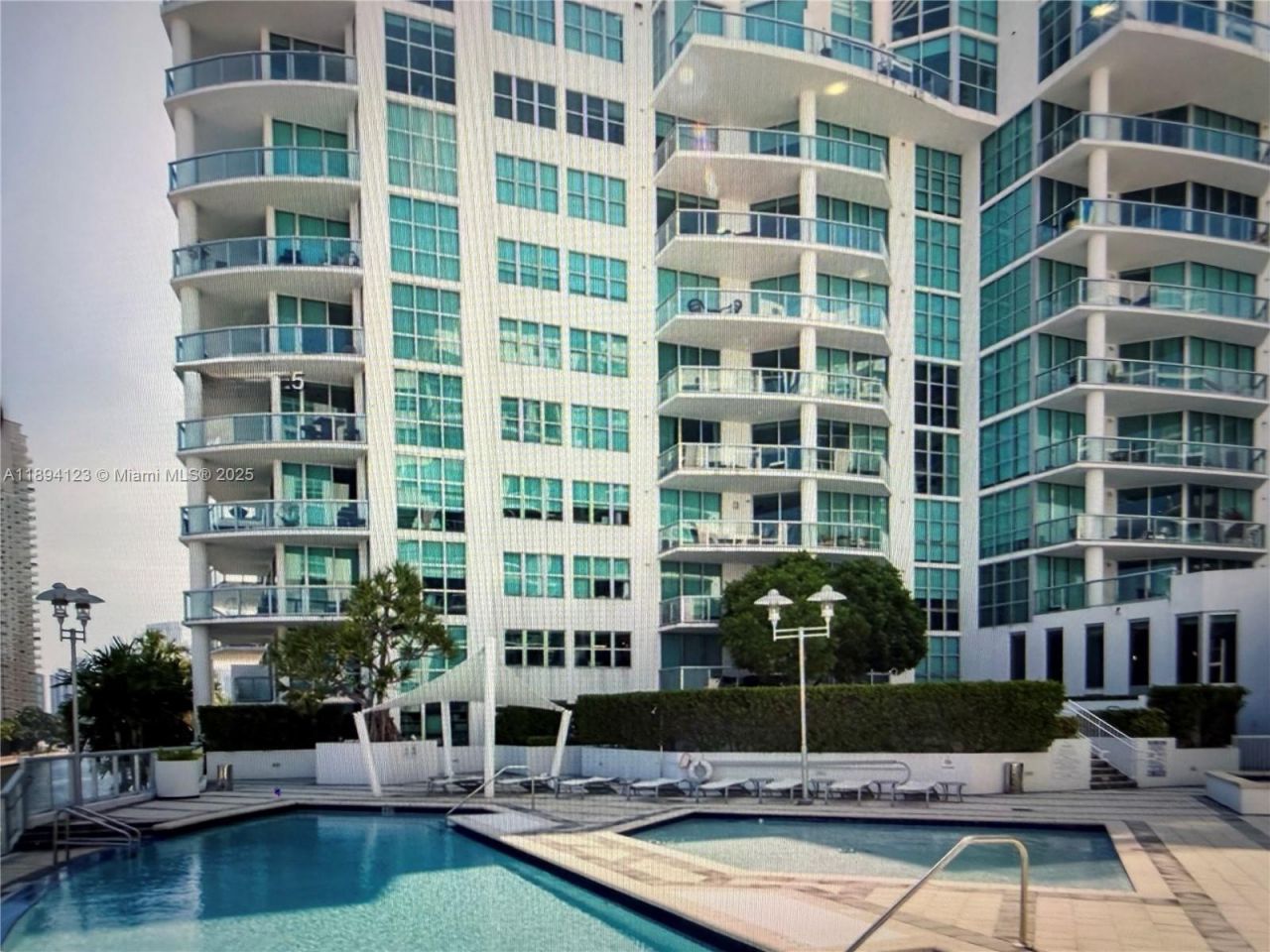 3131 NE 188th St, Unit 1-1001, Aventura, FL 33180 Photo