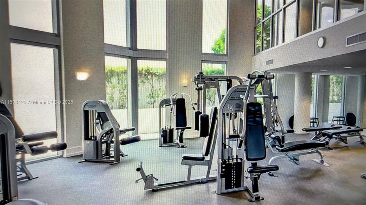 3131 NE 188th St, Unit 1-1001, Aventura, FL 33180 Photo