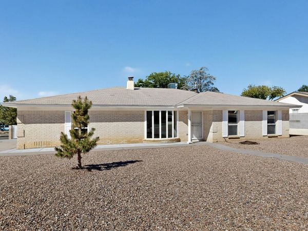 2301 SATURN Place NE, Albuquerque, NM 87112