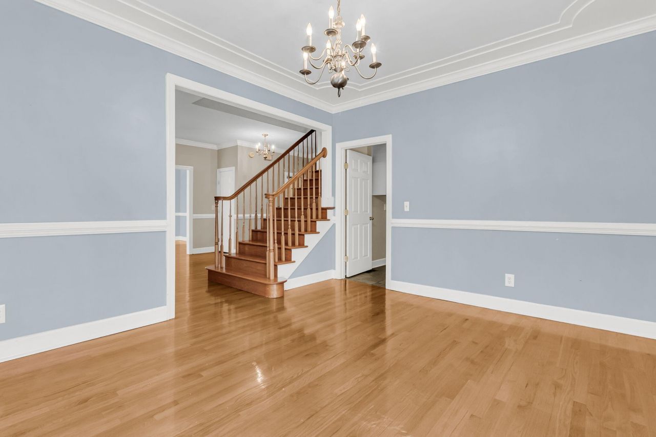 4201 Meadowbrook Court Photo 21