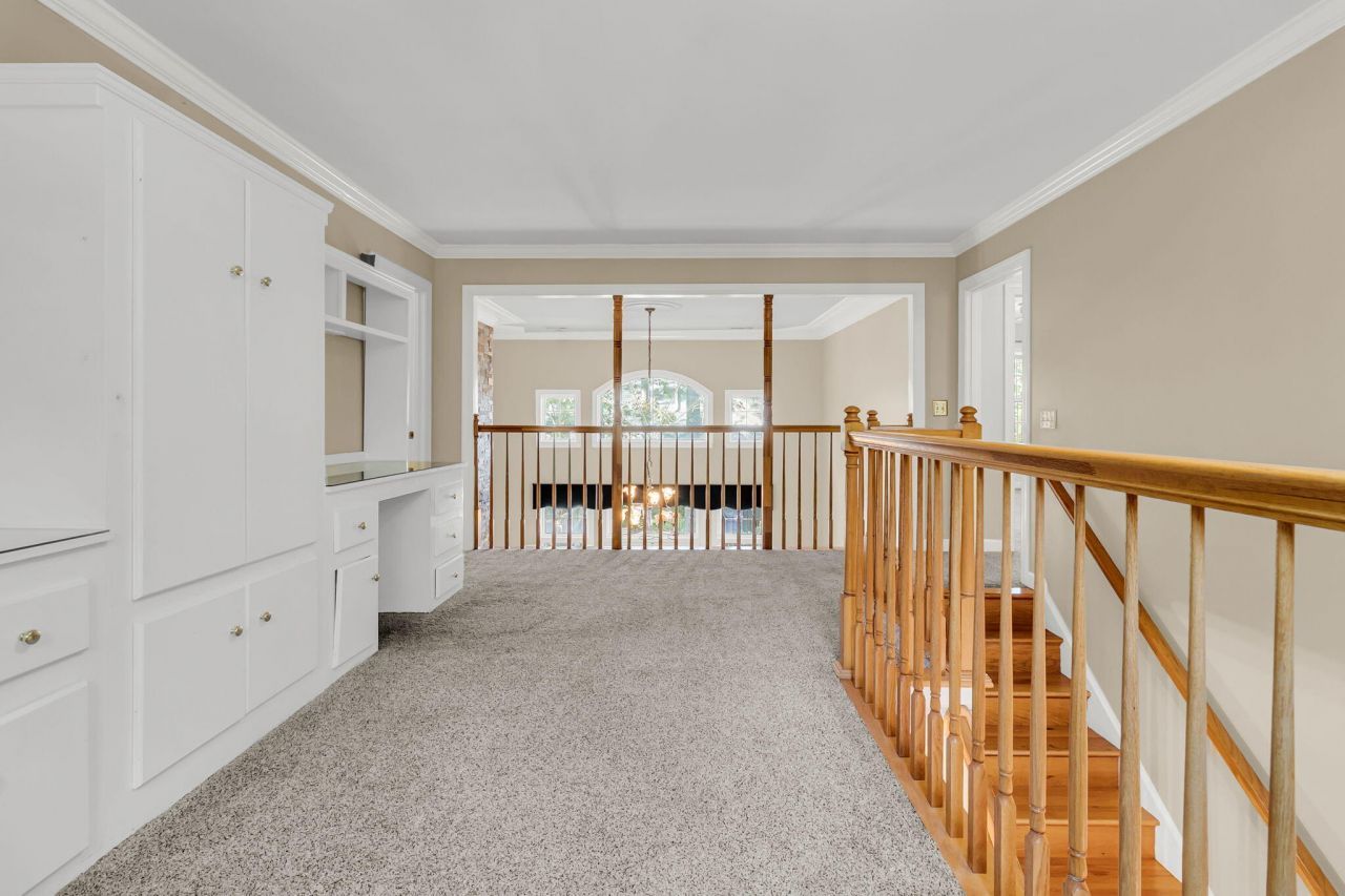 4201 Meadowbrook Court Photo 38