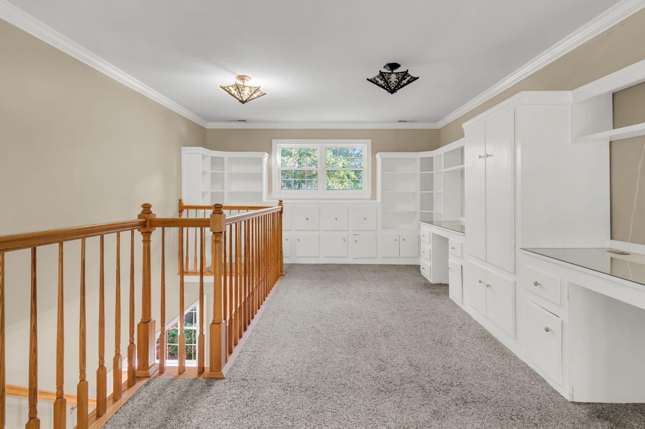 4201 Meadowbrook Court Photo 39