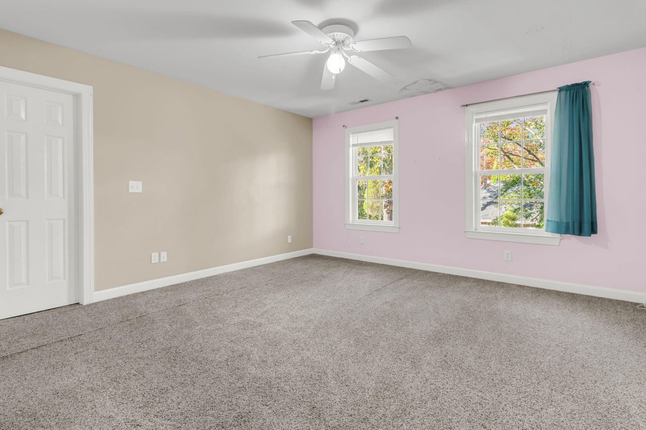 4201 Meadowbrook Court Photo 46