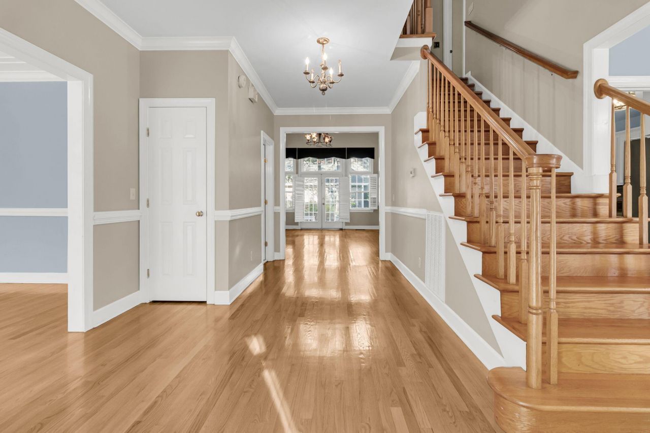 4201 Meadowbrook Court Photo 52