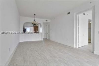 3600 Oaks Clubhouse Dr, Unit 509, Pompano Beach, FL 33069 Photo