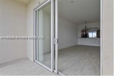 3600 Oaks Clubhouse Dr, Unit 509, Pompano Beach, FL 33069 Photo