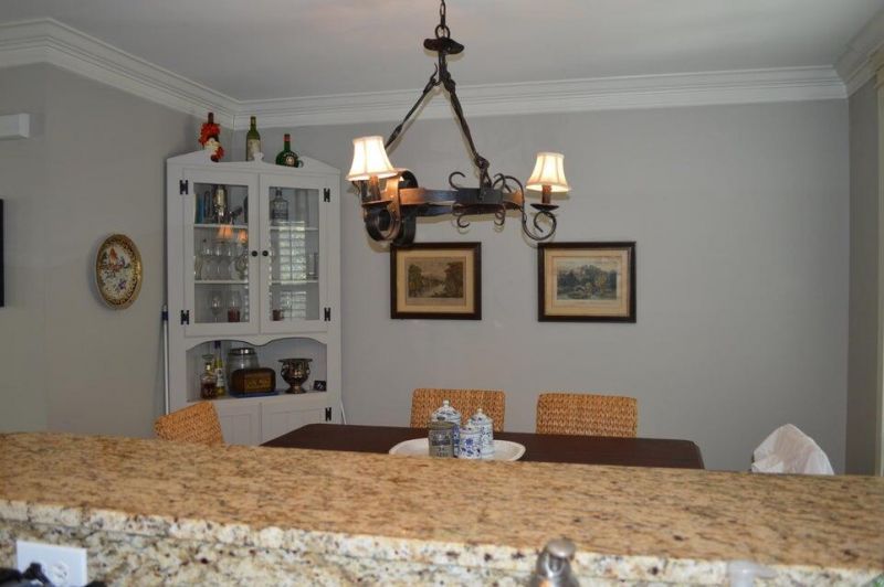 728 S Shelmore Boulevard Photo 6