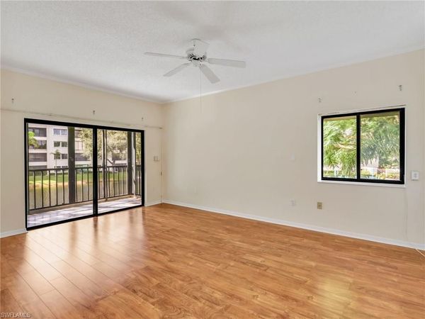 900 Arbor Lake DR, Unit 9-206, NAPLES, FL 34110