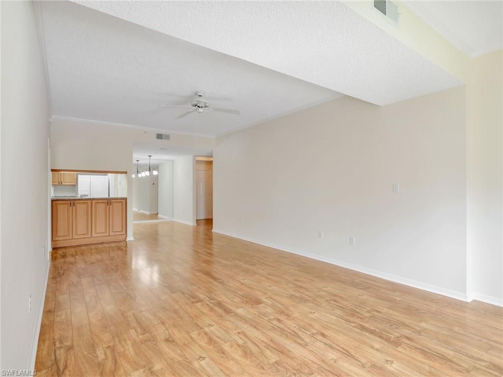 900 Arbor Lake Dr, Unit 9-206, Naples, FL 34110 Photo