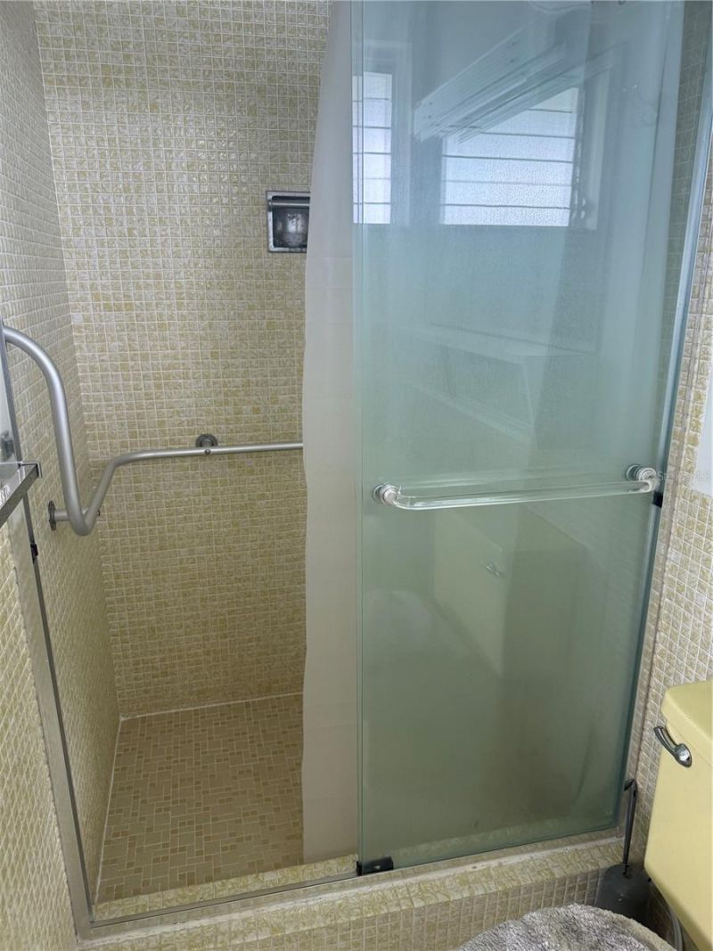 775 John Ringling Boulevard, Unit # 33, Sarasota, FL 34236 Photo