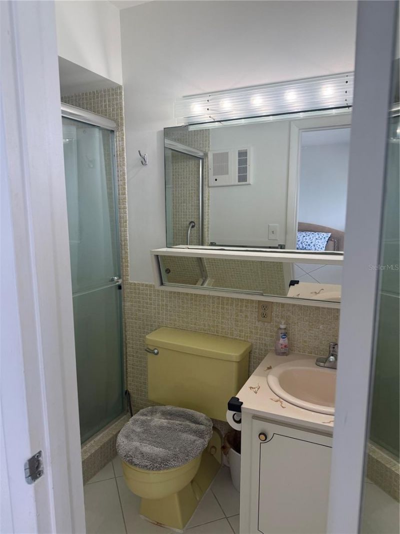 775 John Ringling Boulevard, Unit # 33, Sarasota, FL 34236 Photo