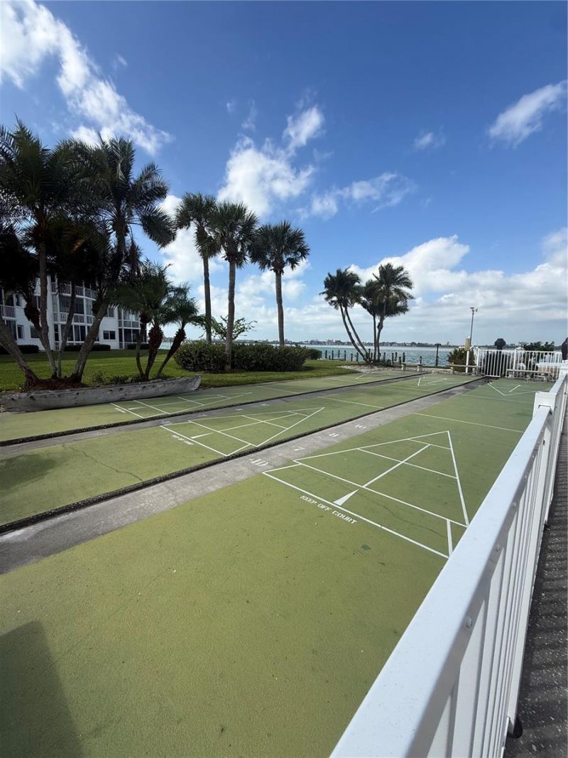 775 John Ringling Boulevard, Unit # 33, Sarasota, FL 34236 Photo