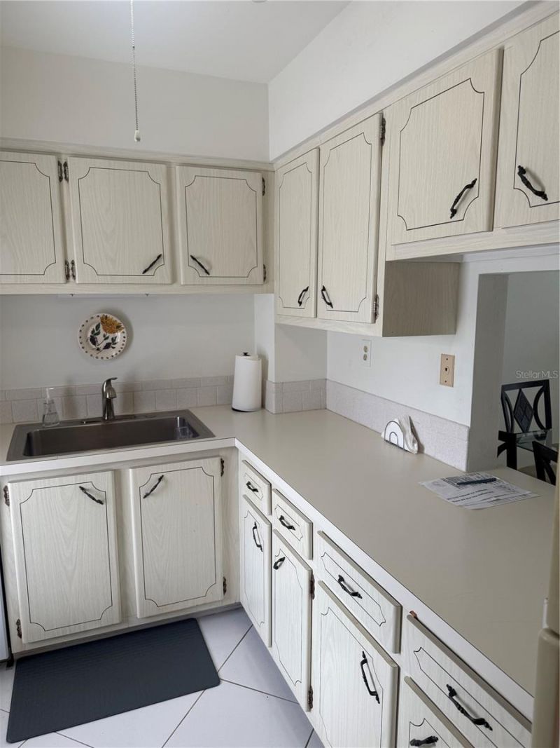 775 John Ringling Boulevard, Unit # 33, Sarasota, FL 34236 Photo