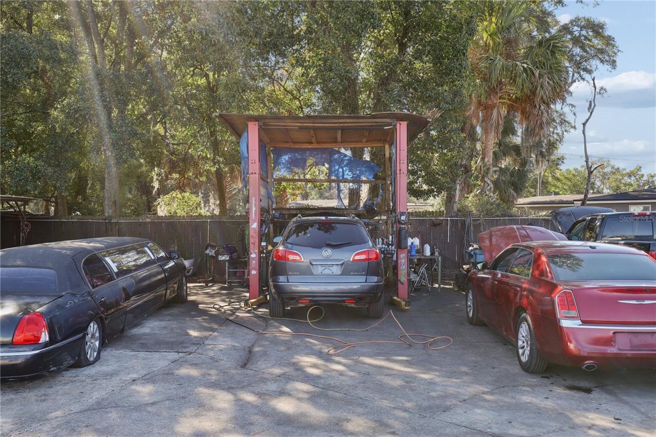 6200 Arlington Expressway, Jacksonville, FL 32211 Photo