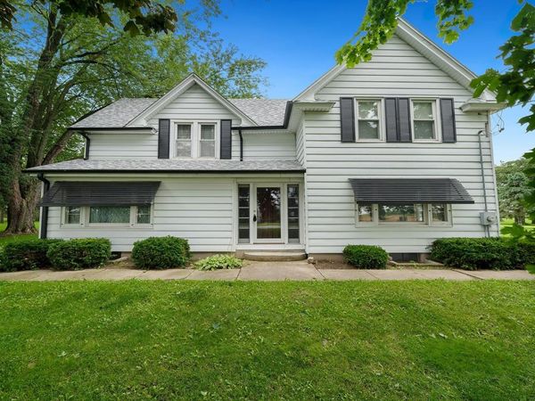 8540 Manchester Road, CAPRON, IL 61012
