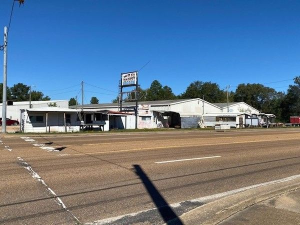 3465 Highway 64, Crump, TN 38327