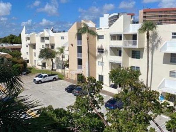 2850 NE 14th Street Causeway, Unit 401 B, Pompano Beach, FL 33062